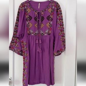XS Embroidered Free People tunic dress
